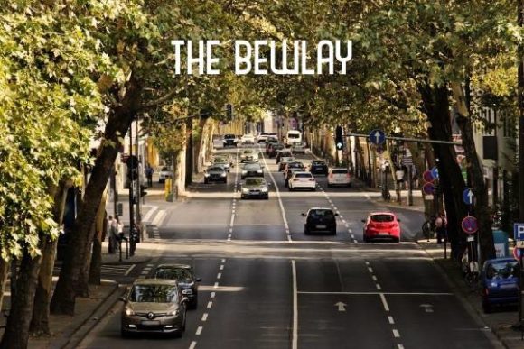 The Bewlay: A Modern Font for Handmade Creations